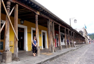  Portal de las Panaderas, Antigua, Guatemala, Elizabeth McSheffrey, Elizabeth Around the World, Elizabeth McSheffrey journalist, Antigua itinerary, Guatemala itinerary