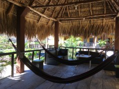 El Tunco, El Salvador, Papaya Lodge, travel El Salvador, El Salvador itinerary, Elizabeth Around the World