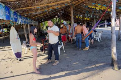 Elizabeth McSheffrey, Elizabeth Around the World, Playa El Zonte, El Cuco, El Salvador, travel El Salvador, El Salvador itinerary, backpacking El Savador, 